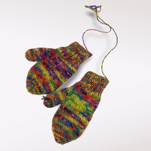 🆕 Kids Knitted Rainbow Mittens